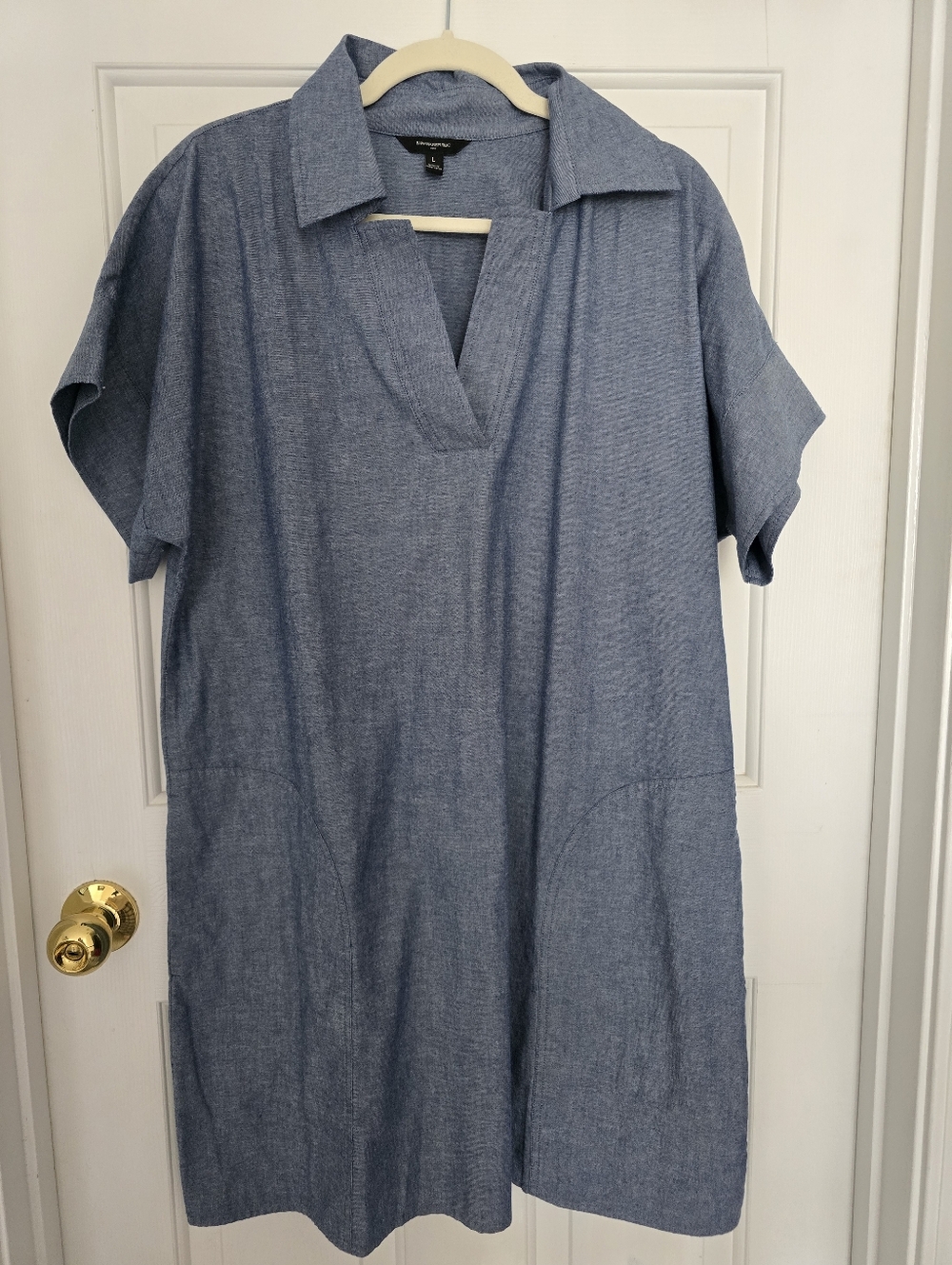 Banana Republic Lightweight Linen Chambray V-Neck Shirt Dress - Blue NWOT